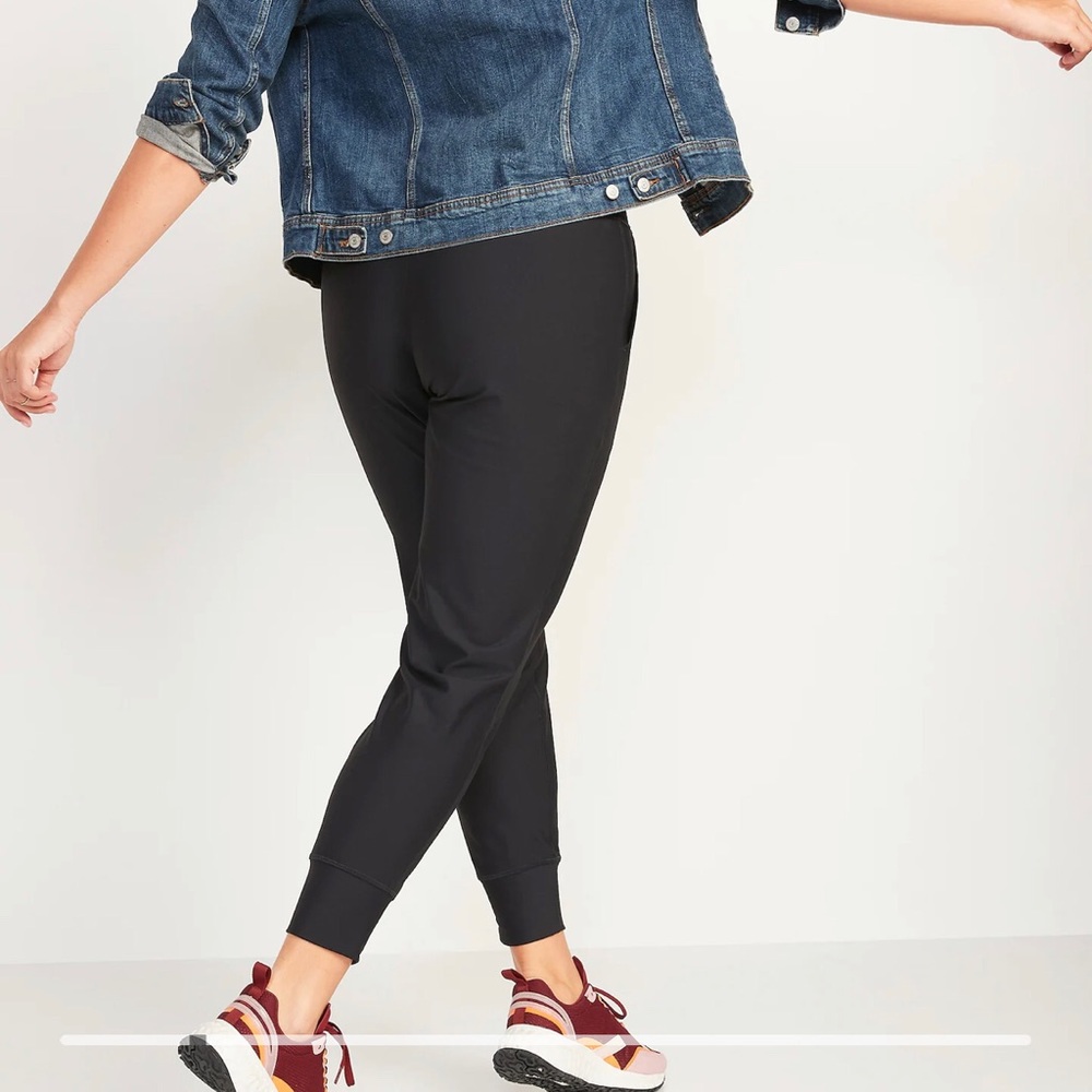 High-Waisted PowerSoft 7/8-Length Joggers for Women